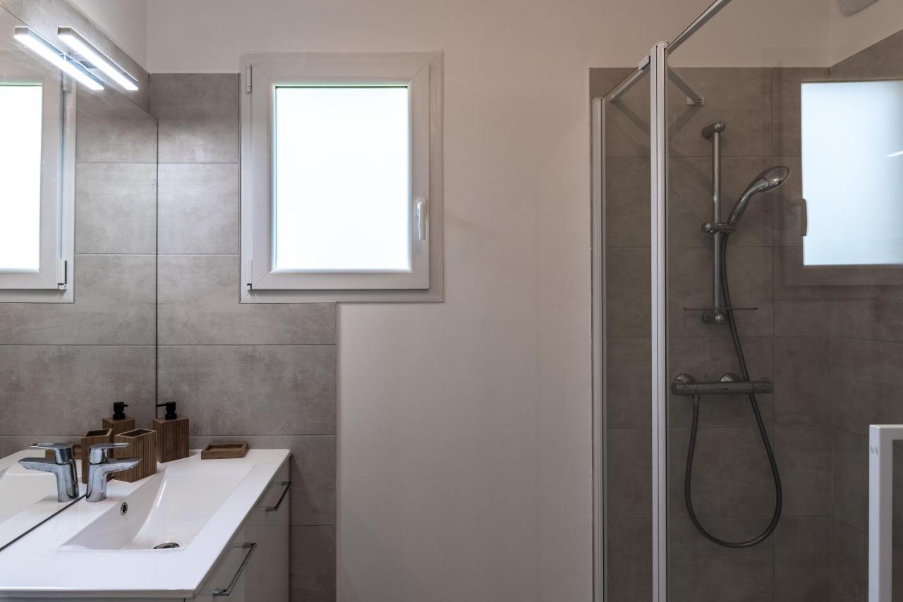 Pietra Apartment Калви Екстериор снимка
