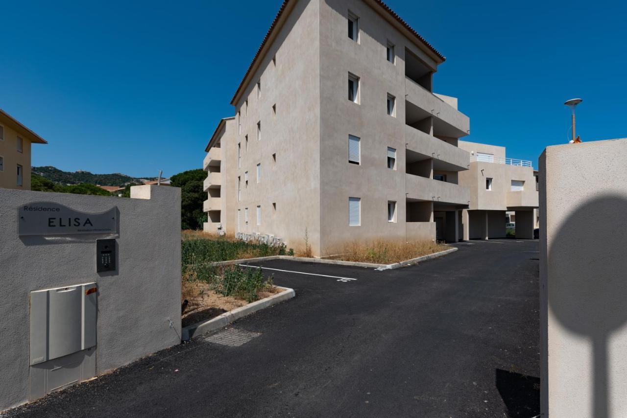 Pietra Apartment Калви Екстериор снимка